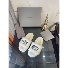 Balenciaga Slippers